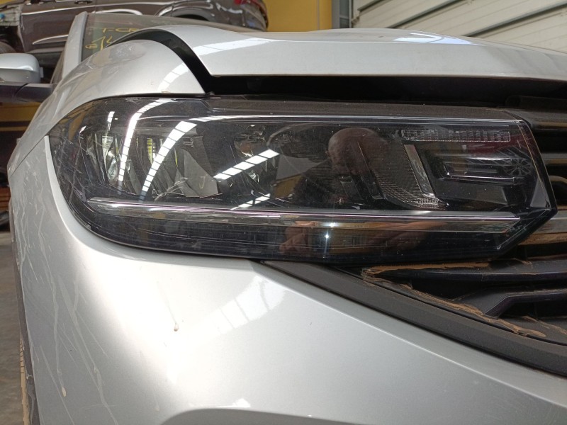 Recambio de faro derecho xenon para volkswagen t-cross (c11, d31) 1.0 tsi referencia OEM IAM   