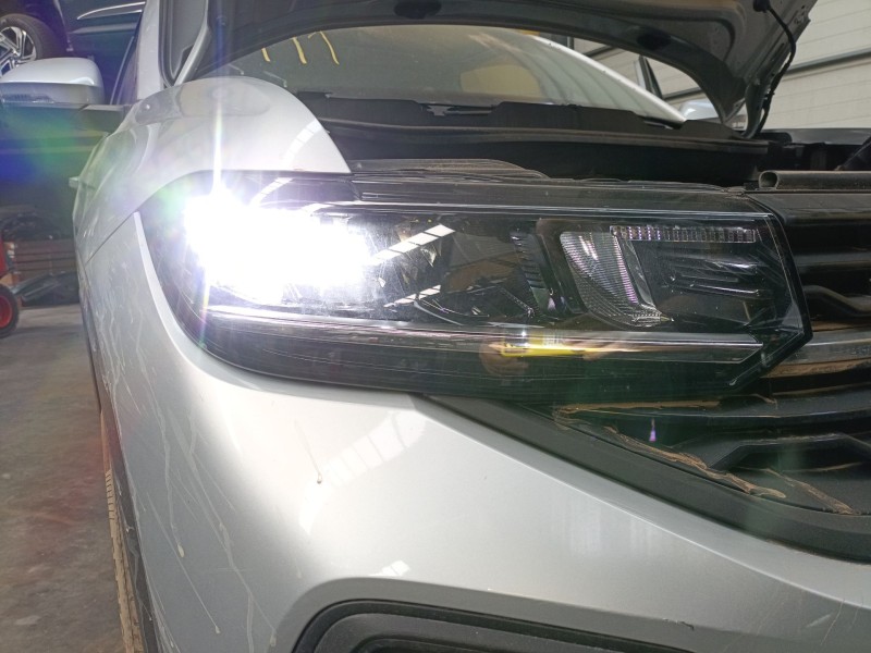 Recambio de faro derecho xenon para volkswagen t-cross (c11, d31) 1.0 tsi referencia OEM IAM   