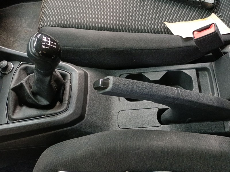 Recambio de consola central para volkswagen t-cross (c11, d31) 1.0 tsi referencia OEM IAM   