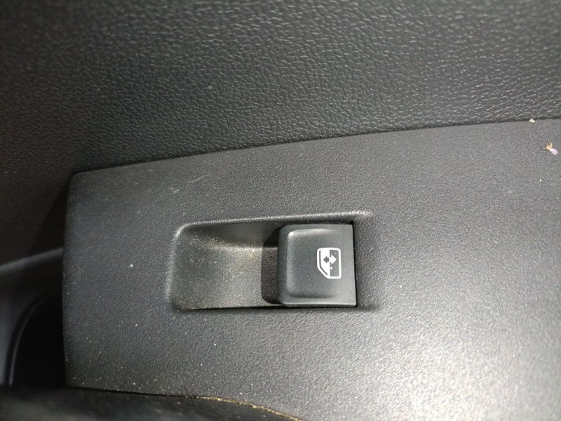 Recambio de mando elevalunas delantero derecho para volkswagen t-cross (c11, d31) 1.0 tsi referencia OEM IAM   