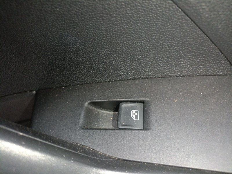 Recambio de mando elevalunas trasero derecho para volkswagen t-cross (c11, d31) 1.0 tsi referencia OEM IAM   