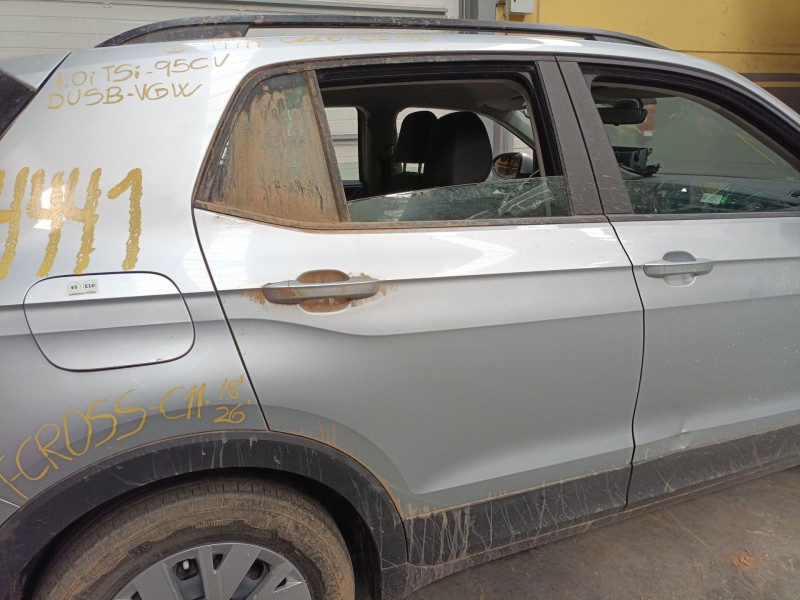 Recambio de puerta trasera derecha para volkswagen t-cross (c11, d31) 1.0 tsi referencia OEM IAM   