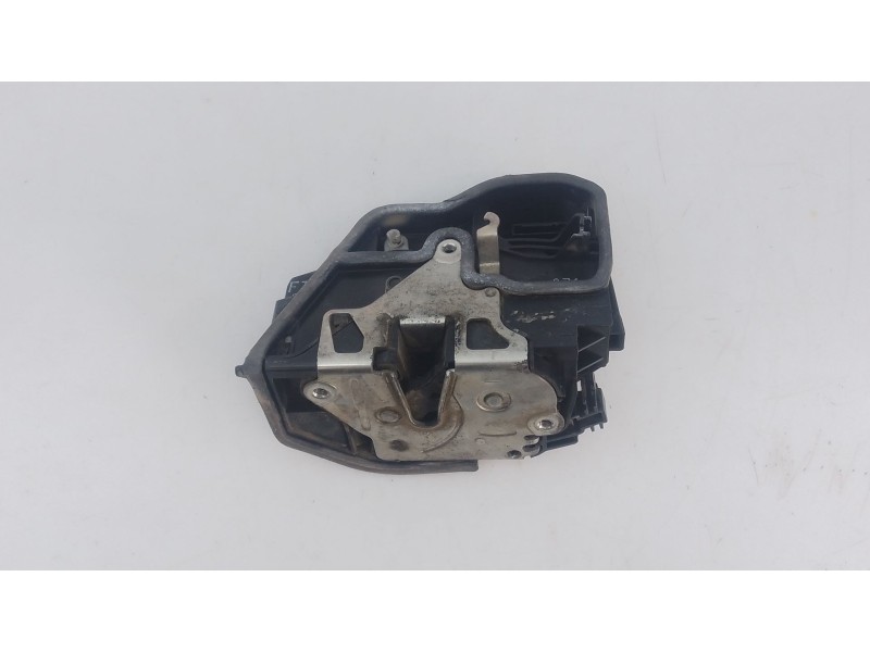 Recambio de cerradura puerta delantera izquierda para bmw x3 (e83) 2.0 d referencia OEM IAM   