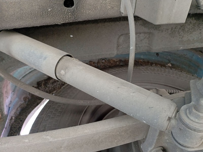 Recambio de amortiguador trasero derecho para volkswagen crafter furgoneta (sy_, sx_) 2.0 tdi referencia OEM IAM   