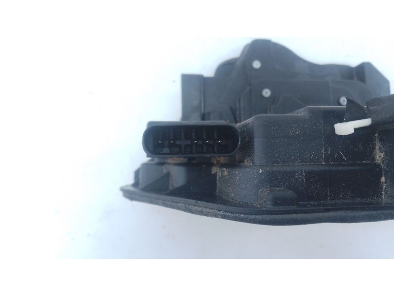 Recambio de cerradura puerta trasera izquierda para bmw 1 (f40) 118 i referencia OEM IAM   