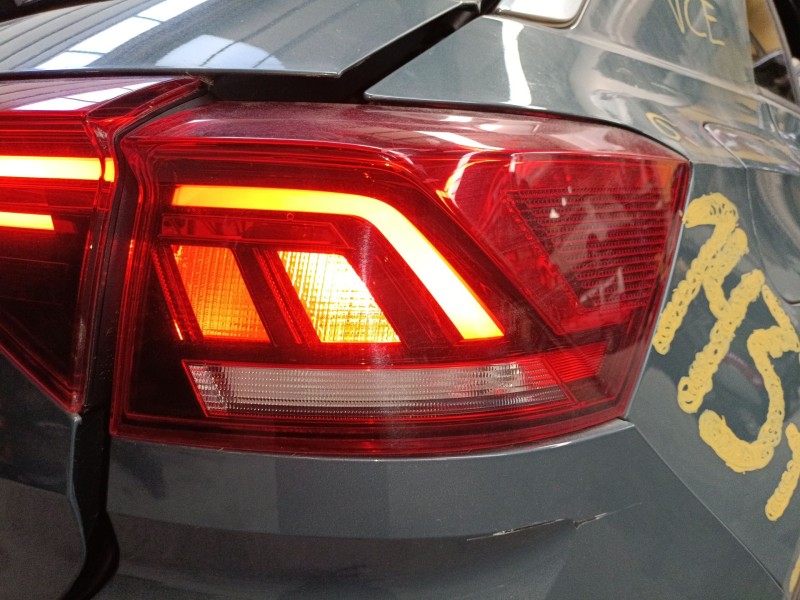 Recambio de piloto trasero derecho para volkswagen t-roc (a11, d11) 1.5 tsi referencia OEM IAM   