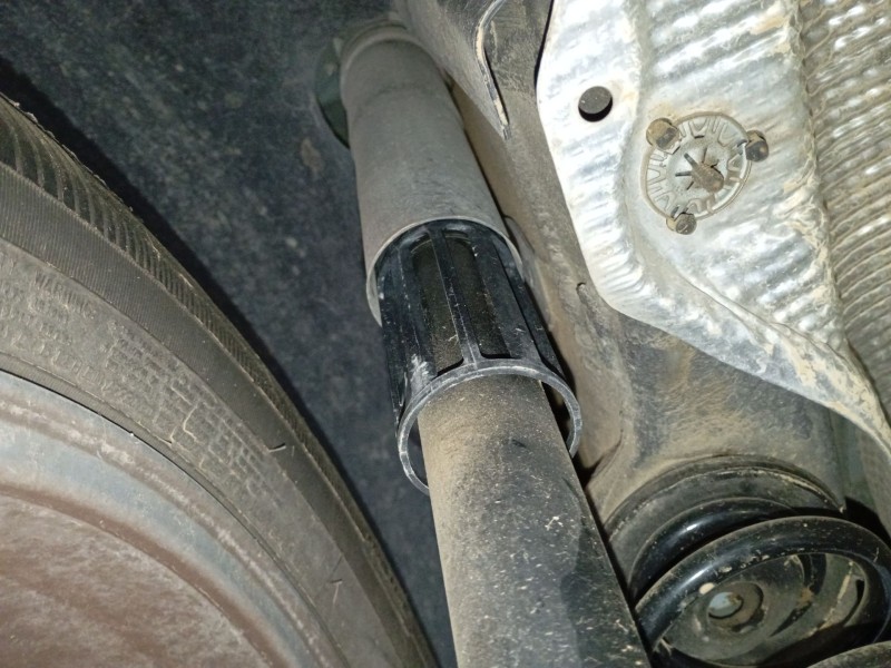 Recambio de amortiguador trasero izquierdo para volkswagen t-cross (c11, d31) 1.0 tsi referencia OEM IAM   