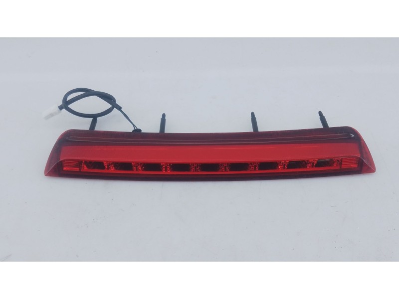 Recambio de luz central de freno para hyundai kona (os, ose, osi) 1.0 t-gdi referencia OEM IAM   