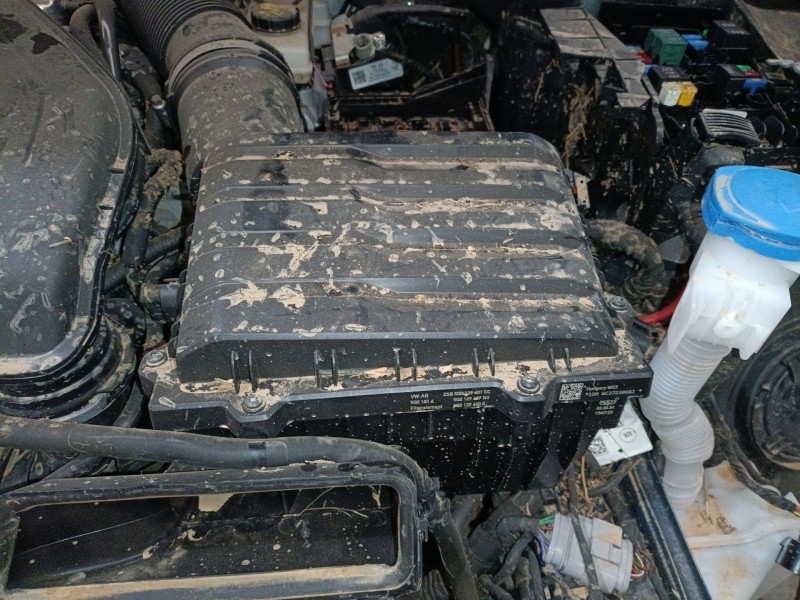 Recambio de filtro aire para volkswagen t-roc (a11, d11) 1.5 tsi referencia OEM IAM   