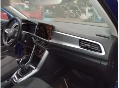 volkswagen t-roc (a11, d11) del año 2024