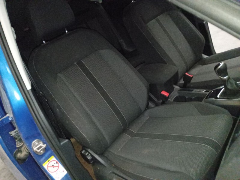 volkswagen t-roc (a11, d11) del año 2024