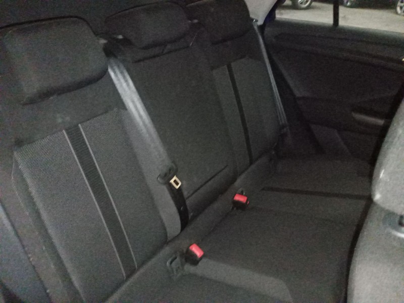 volkswagen t-roc (a11, d11) del año 2024