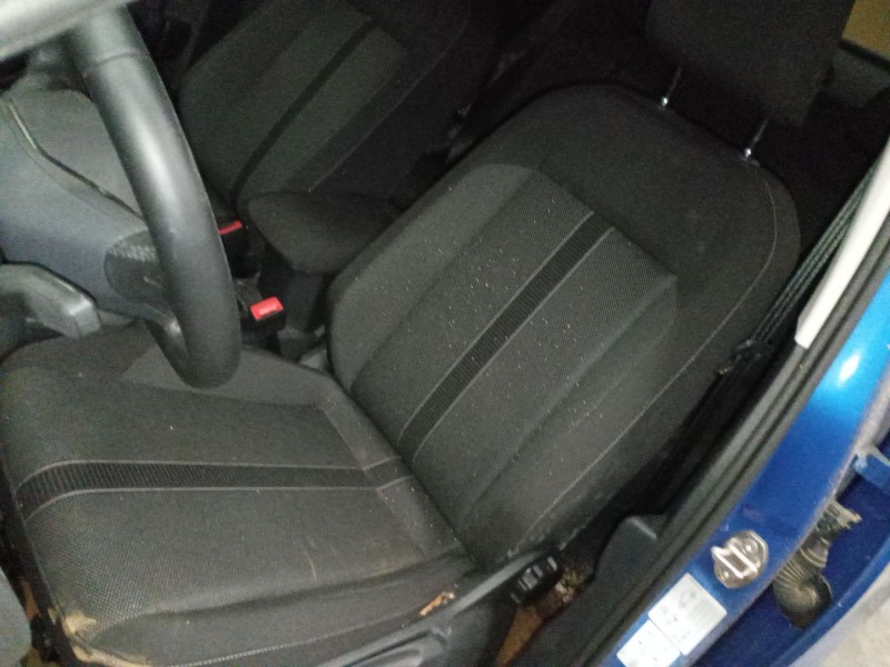 volkswagen t-roc (a11, d11) del año 2024