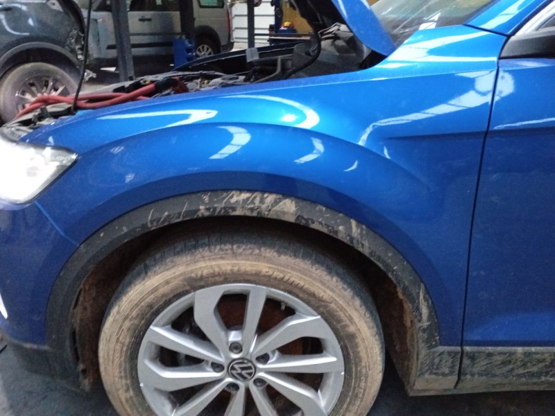 Recambio de aleta delantera izquierda para volkswagen t-roc (a11, d11) 1.5 tsi referencia OEM IAM   