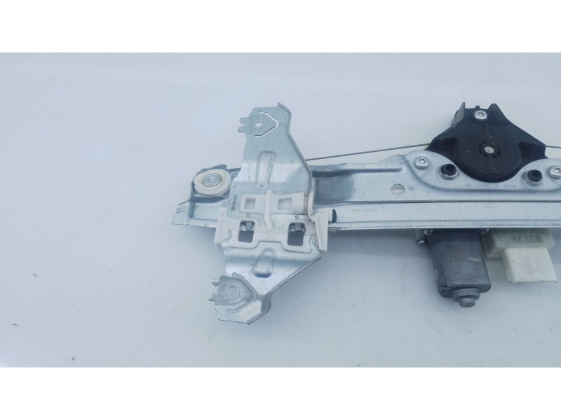 Recambio de elevalunas trasero derecho para renault kadjar (ha_, hl_) 1.5 blue dci 115 referencia OEM IAM   