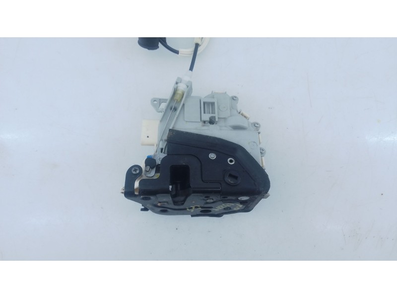 Recambio de cerradura puerta trasera derecha para audi q5 (8rb) 2.0 tdi quattro referencia OEM IAM 9K0839016C  
