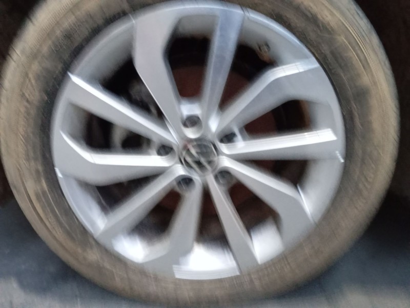 Recambio de juego llantas sin neumatico para volkswagen t-roc (a11, d11) 1.5 tsi referencia OEM IAM 17 PULGADAS  