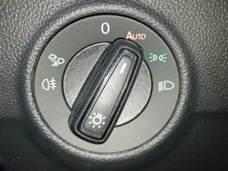 Recambio de mando luces para volkswagen t-roc (a11, d11) 1.5 tsi referencia OEM IAM   