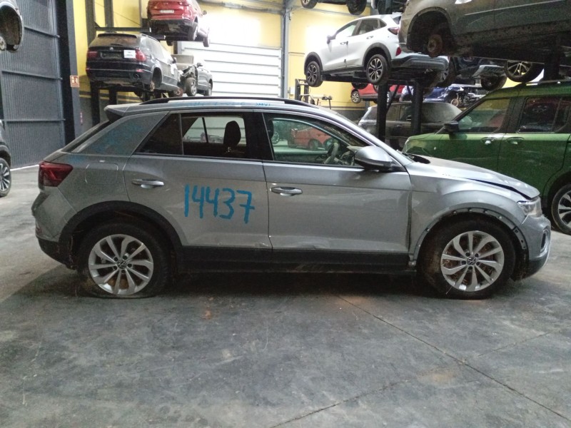 volkswagen t-roc (a11, d11) del año 2024