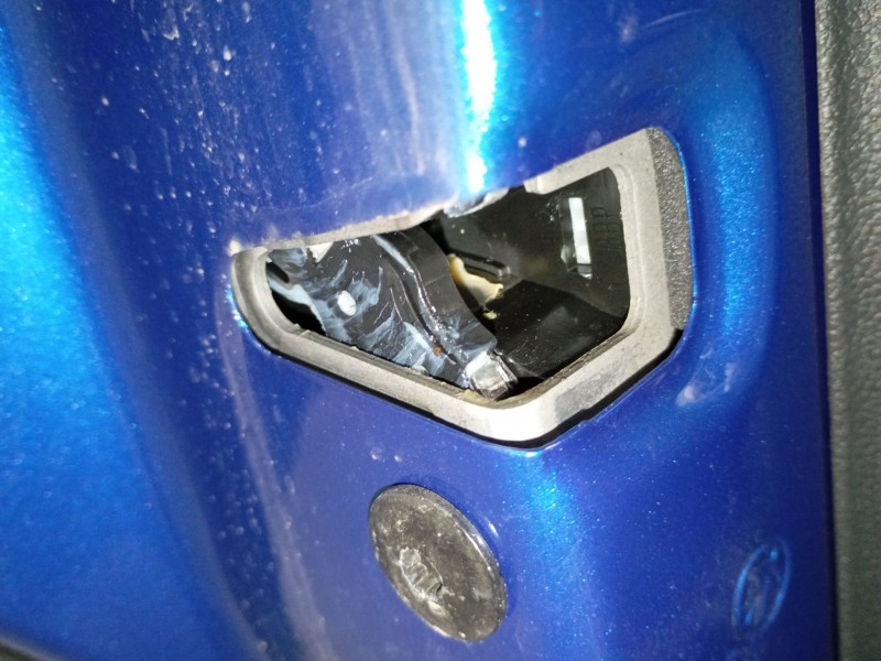 Recambio de cerradura puerta trasera izquierda para volkswagen t-roc (a11, d11) 1.5 tsi referencia OEM IAM   