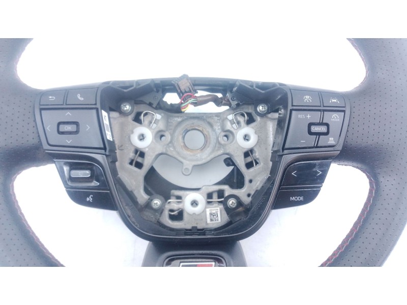 Recambio de volante para toyota c-hr (x2, h2) phev hybrid awd gr sport referencia OEM IAM   