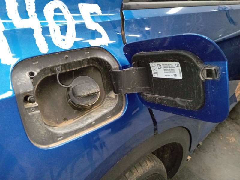 Recambio de tapa exterior combustible para volkswagen t-roc (a11, d11) 1.5 tsi referencia OEM IAM   