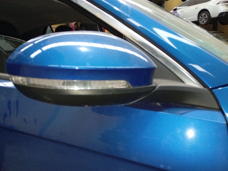 Recambio de retrovisor derecho electrico para volkswagen t-roc (a11, d11) 1.5 tsi referencia OEM IAM   