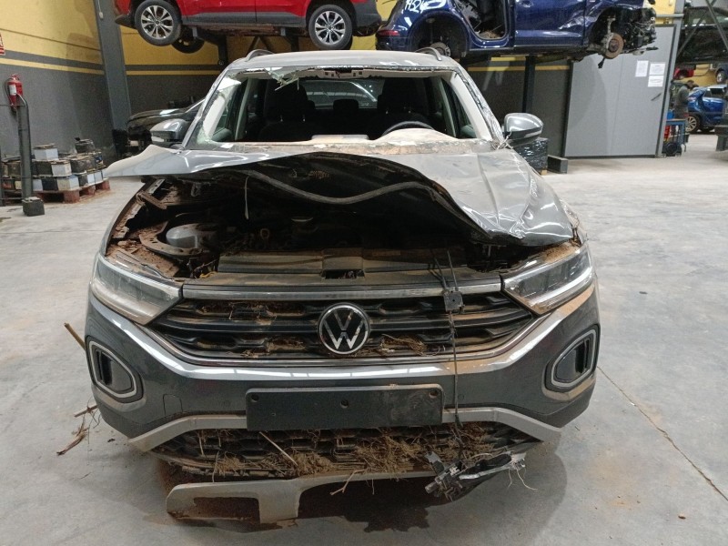 volkswagen t-roc (a11, d11) del año 2024