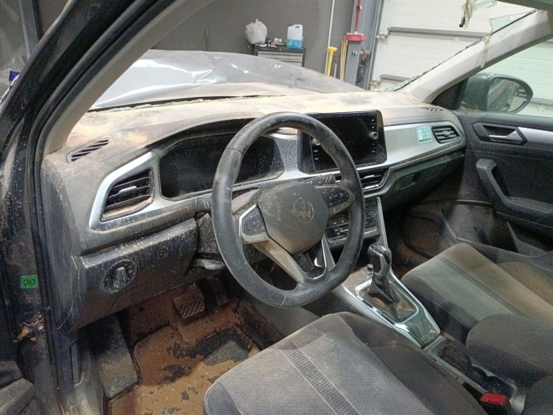 volkswagen t-roc (a11, d11) del año 2024