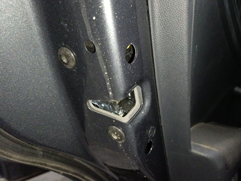 Recambio de cerradura puerta trasera izquierda para volkswagen t-roc (a11, d11) 1.5 tsi referencia OEM IAM   