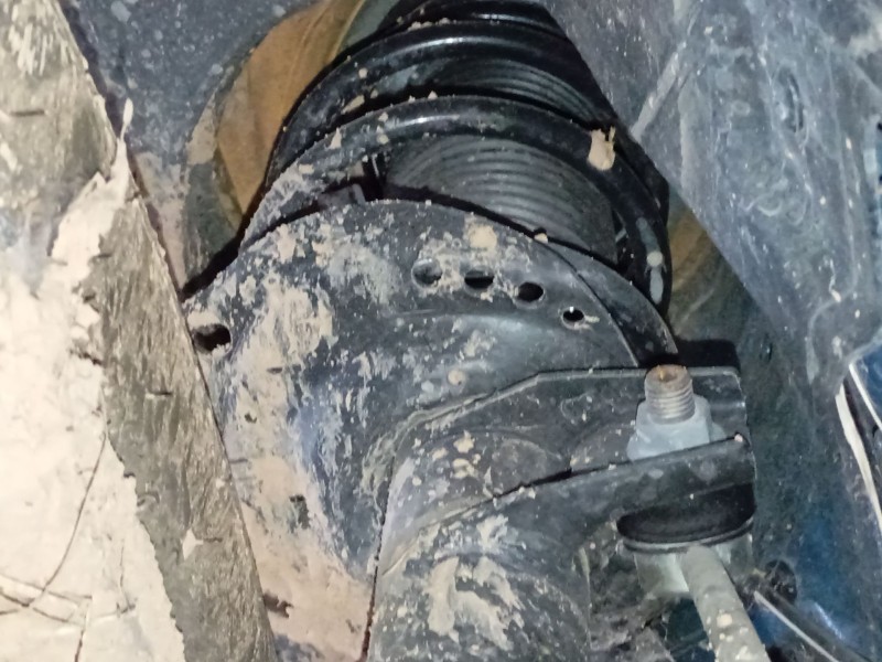 Recambio de amortiguador delantero derecho para volkswagen t-roc (a11, d11) 1.5 tsi referencia OEM IAM   