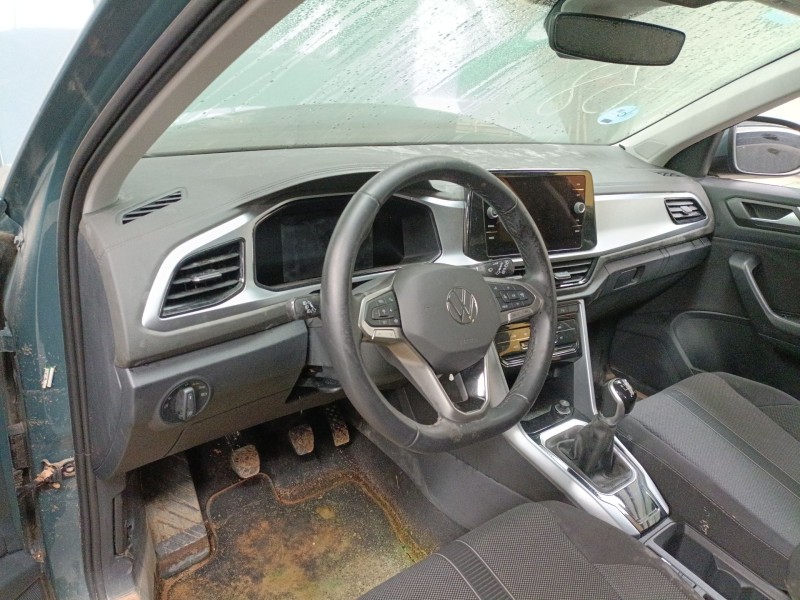 volkswagen t-roc (a11, d11) del año 2024