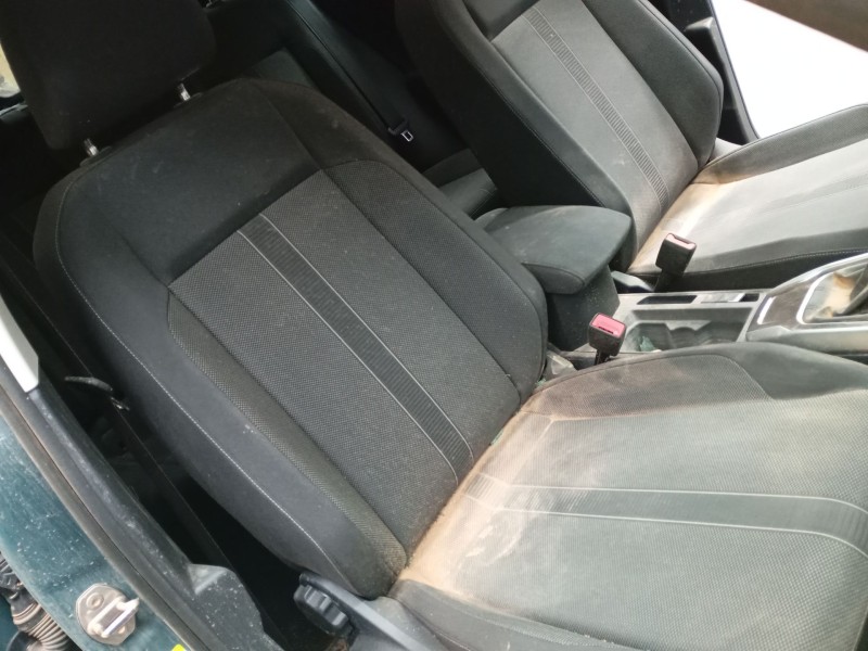 volkswagen t-roc (a11, d11) del año 2024