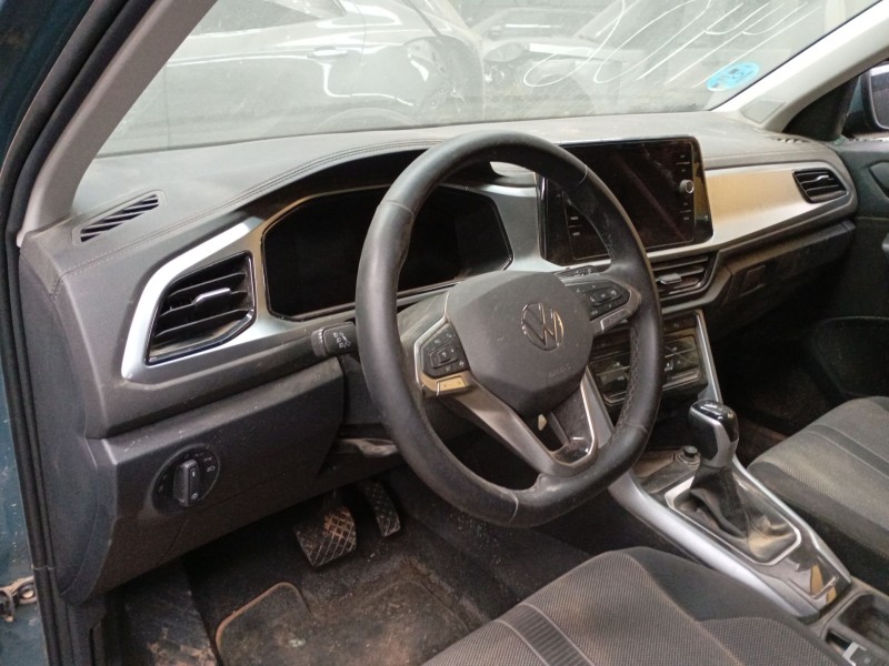 volkswagen t-roc (a11, d11) del año 2024