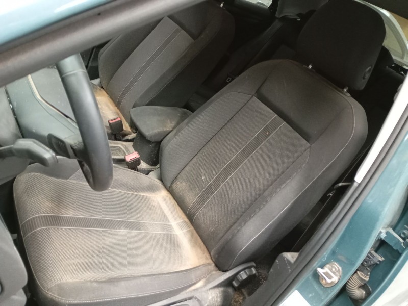 volkswagen t-roc (a11, d11) del año 2024