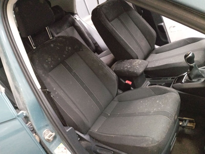 volkswagen t-roc (a11, d11) del año 2024