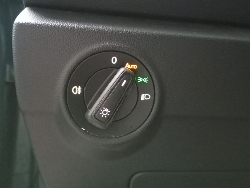 Recambio de mando luces para volkswagen t-roc (a11, d11) 1.0 tsi referencia OEM IAM   
