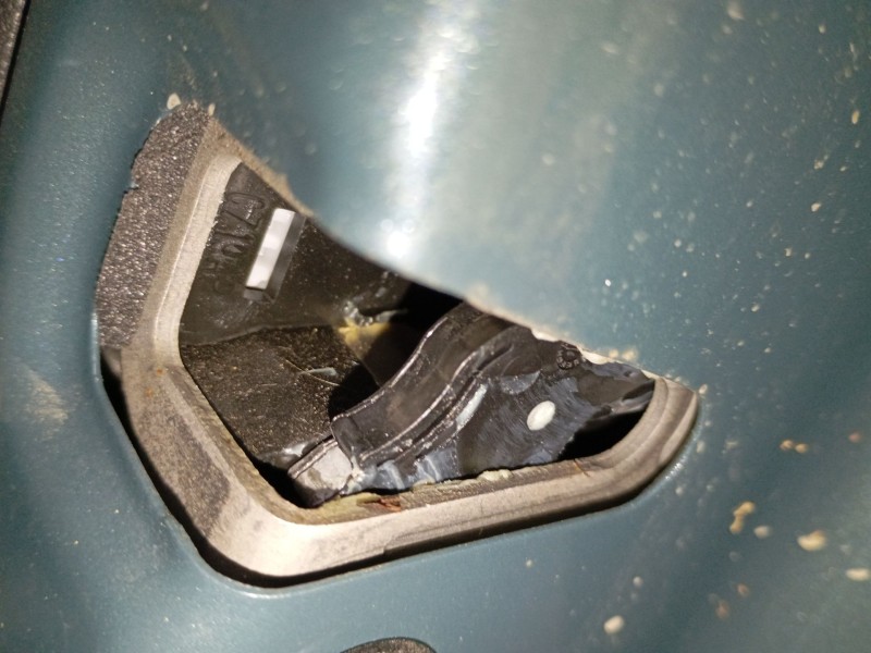 Recambio de cerradura puerta trasera derecha para volkswagen t-roc (a11, d11) 1.5 tsi referencia OEM IAM   