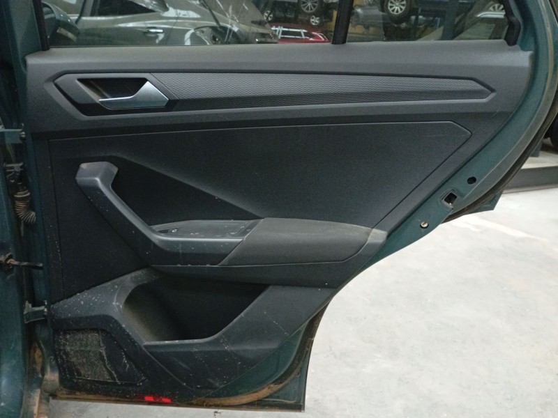 Recambio de guarnecido puerta trasera derecha para volkswagen t-roc (a11, d11) 1.5 tsi referencia OEM IAM   
