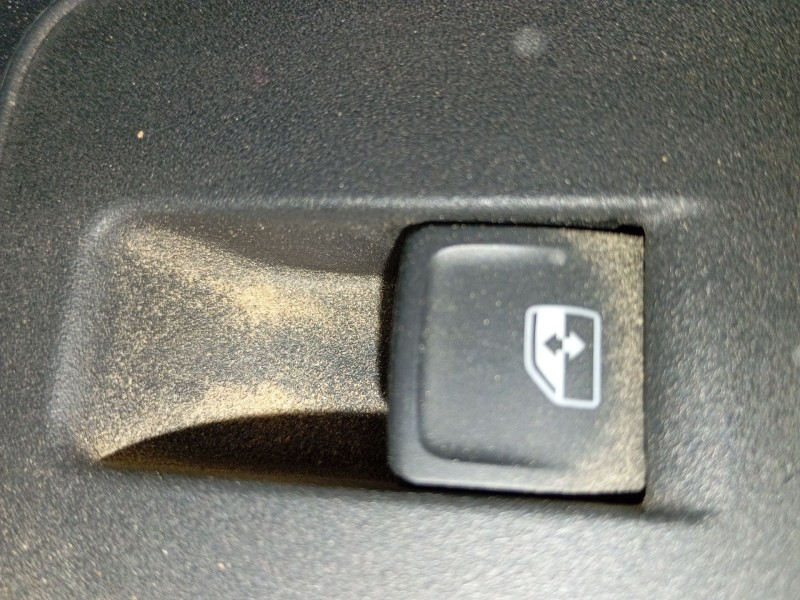 Recambio de mando elevalunas trasero derecho para volkswagen t-roc (a11, d11) 1.5 tsi referencia OEM IAM   