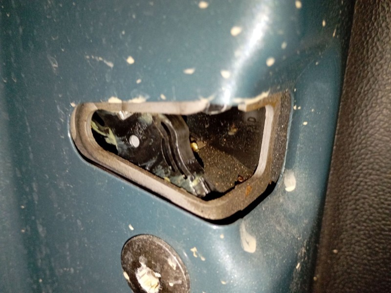 Recambio de cerradura puerta delantera izquierda para volkswagen t-roc (a11, d11) 1.5 tsi referencia OEM IAM   