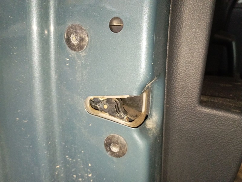 Recambio de cerradura puerta delantera izquierda para volkswagen t-roc (a11, d11) 1.0 tsi referencia OEM IAM   