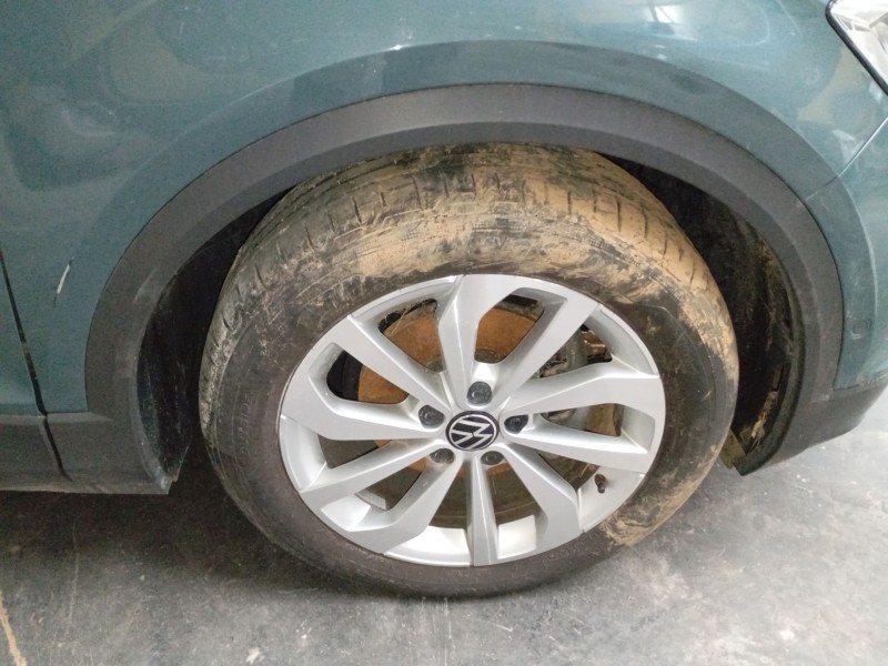 Recambio de aletin delantero derecho para volkswagen t-roc (a11, d11) 1.0 tsi referencia OEM IAM   