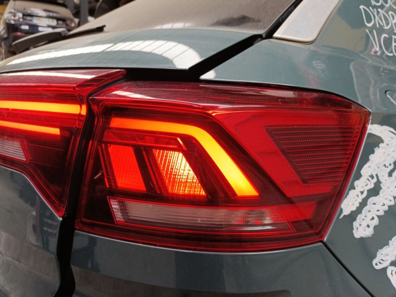 Recambio de piloto trasero derecho para volkswagen t-roc (a11, d11) 1.5 tsi referencia OEM IAM   