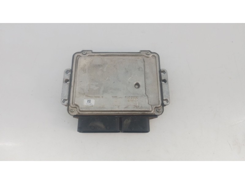Recambio de centralita motor uce para hyundai santa fé ii (cm) 2.2 crdi 4x4 referencia OEM IAM 3911327825 0281013584 
