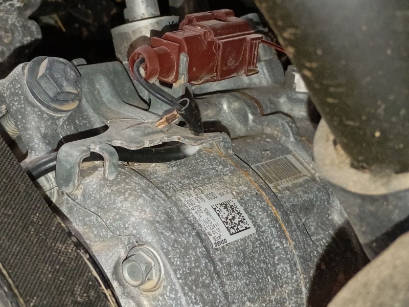 Recambio de compresor aire acondicionado para volkswagen t-roc (a11, d11) 1.5 tsi referencia OEM IAM 3Q0816803D  