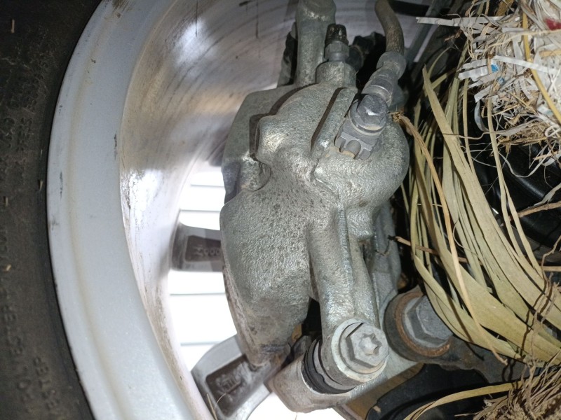 Recambio de pinza freno delantera derecha para volkswagen t-roc (a11, d11) 1.5 tsi referencia OEM IAM   