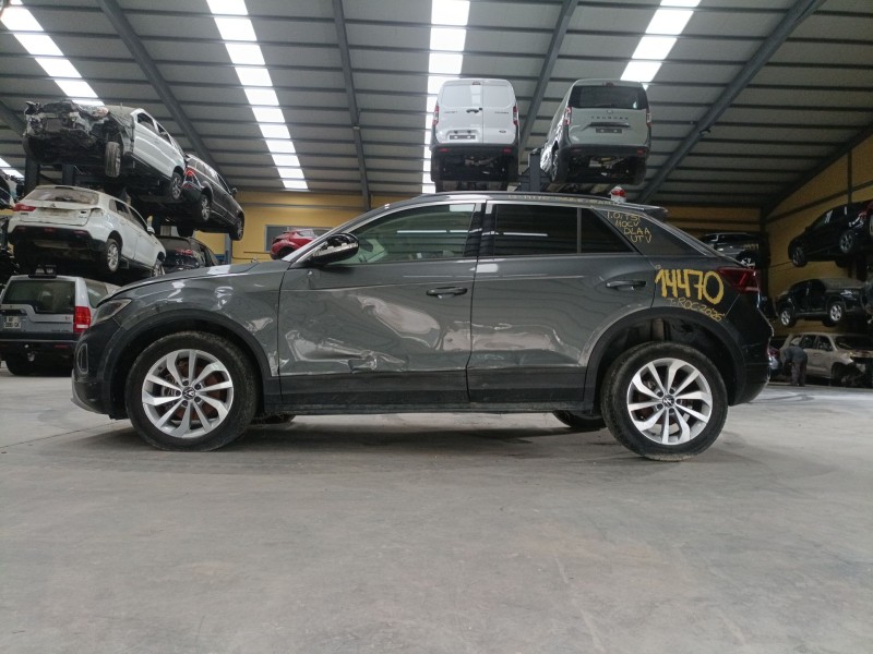 volkswagen t-roc (a11, d11) del año 2024