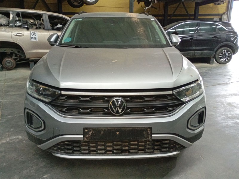 volkswagen t-roc (a11, d11) del año 2024