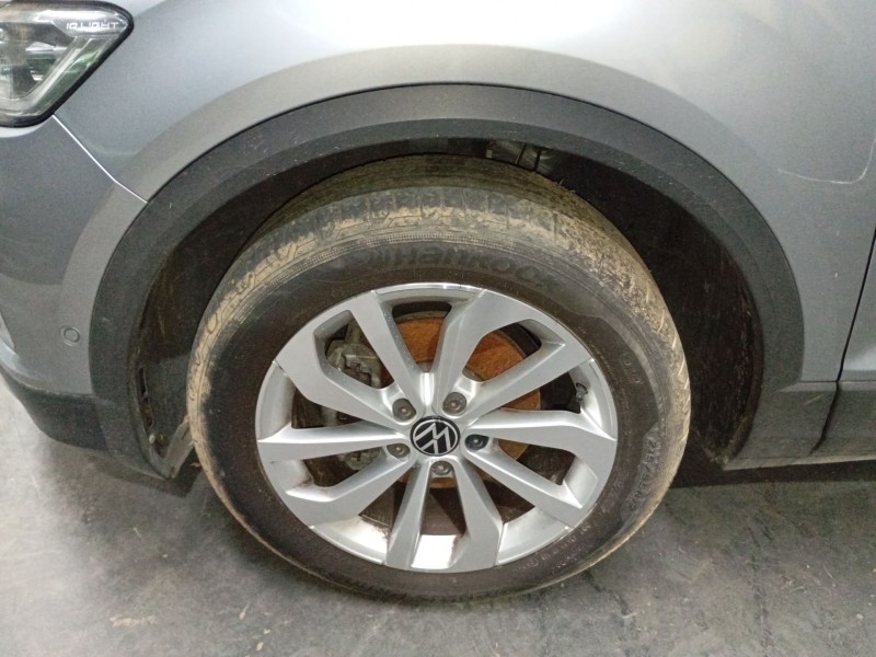 Recambio de aletin delantero izquierdo para volkswagen t-roc (a11, d11) 1.5 tsi referencia OEM IAM   